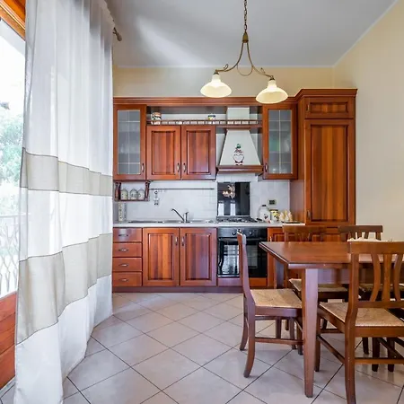 Roomy Flat Near The Sea Apartment *