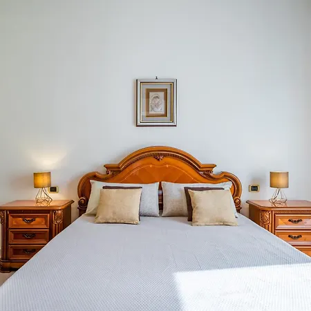 Appartement Roomy Flat Near The Sea Giardini-Naxos